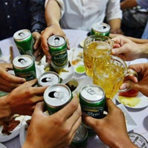 Sử dụng nhiều đồ uống có cồn